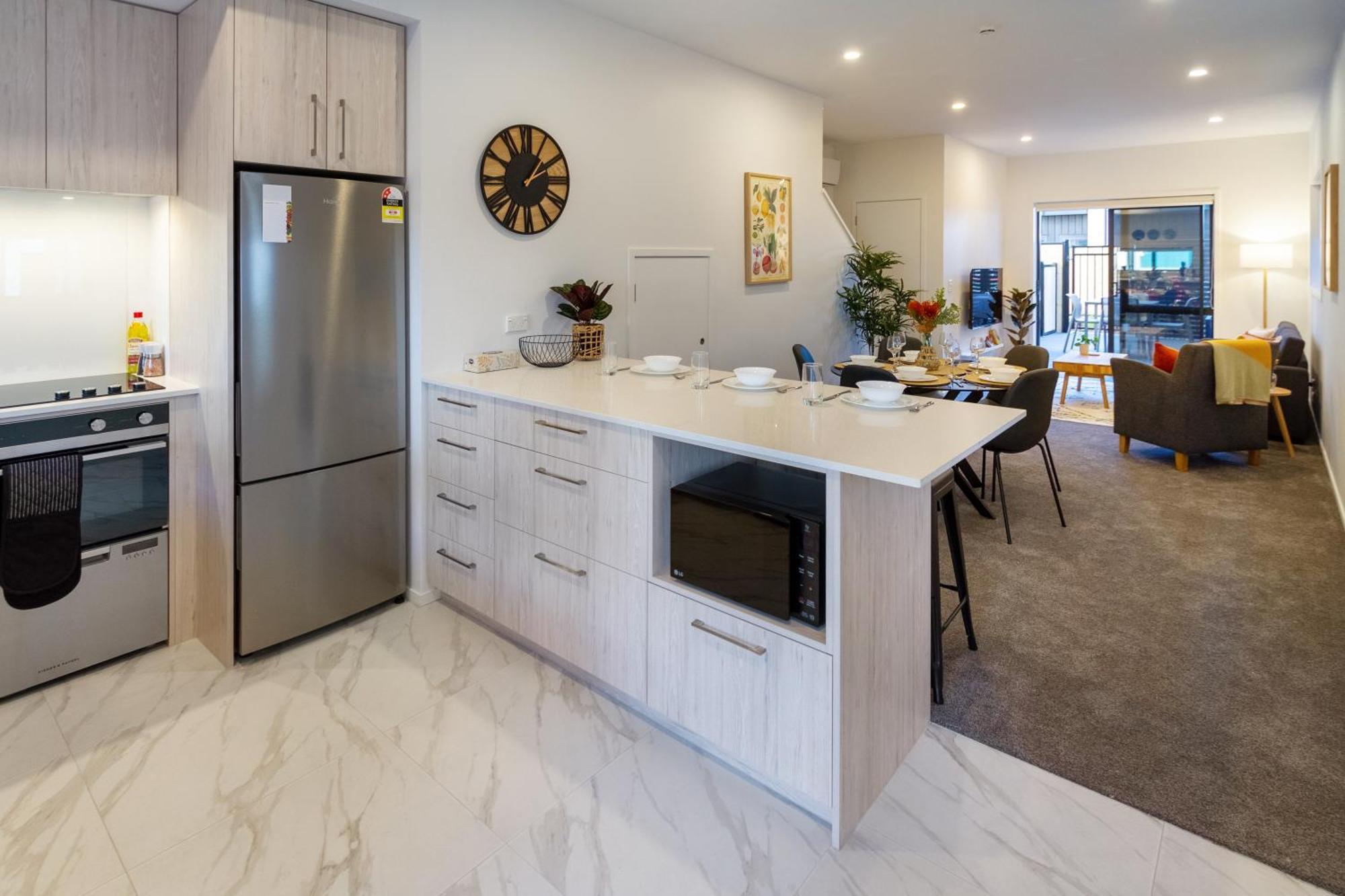 Апартаменты Tuam Street Delight 4 Bed 4 Bath Крайстчёрч Экстерьер фото